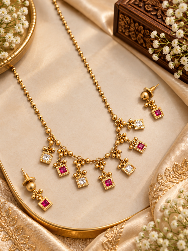 Delicate necklace