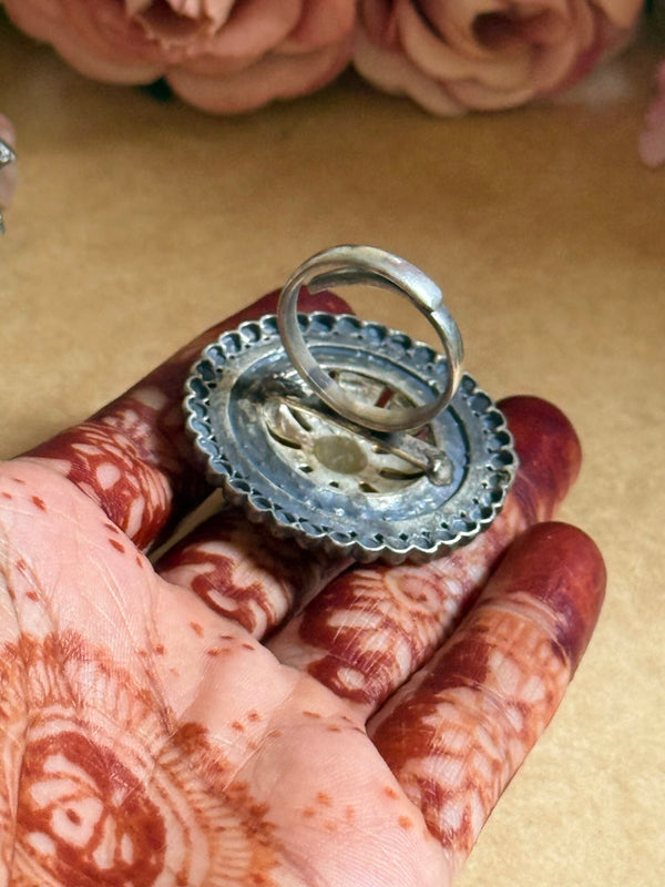 A-pachi Kundan ring image 1