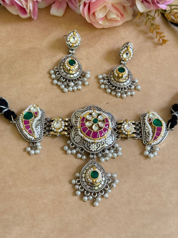 PEHRA PACHI KUNDAN NECKLACE image 0