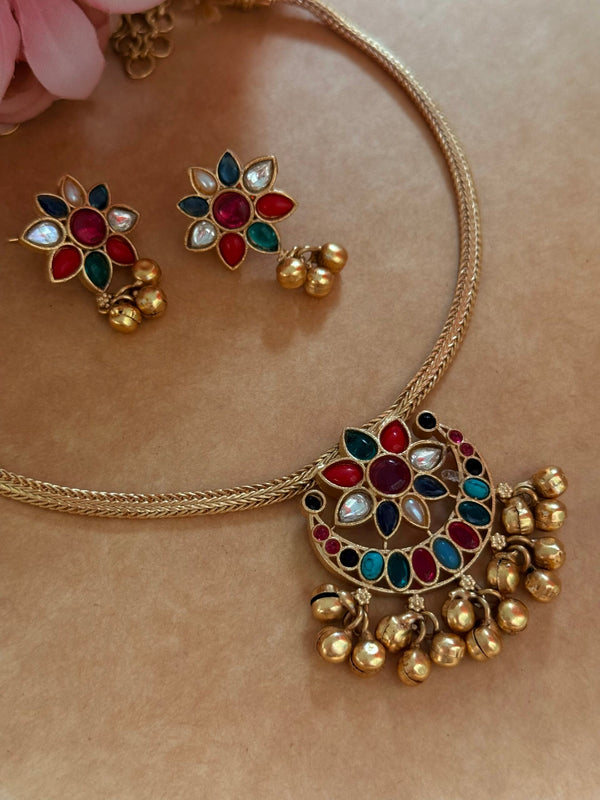SATRANGI KUNDAN NECKLACE image 0