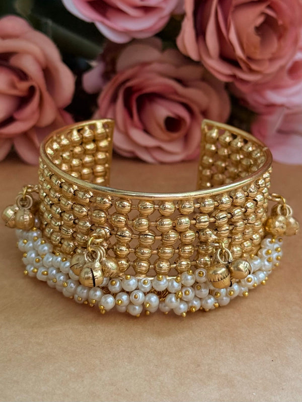 A-MOTI GOLDEN KADA image 1