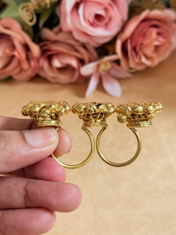 A-adjustable ring image 0