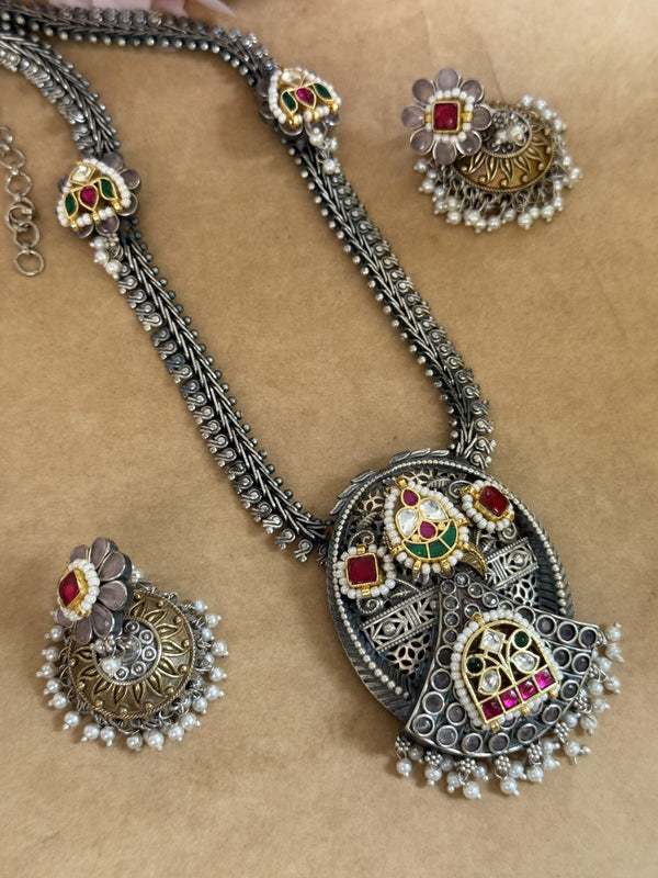 Kundan long necklace image 1