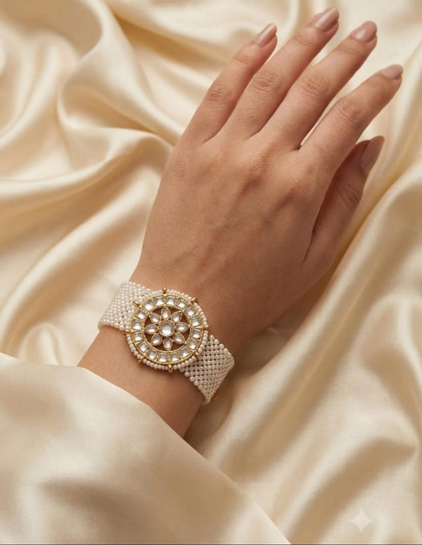 Premium quality bracelet one pcs
