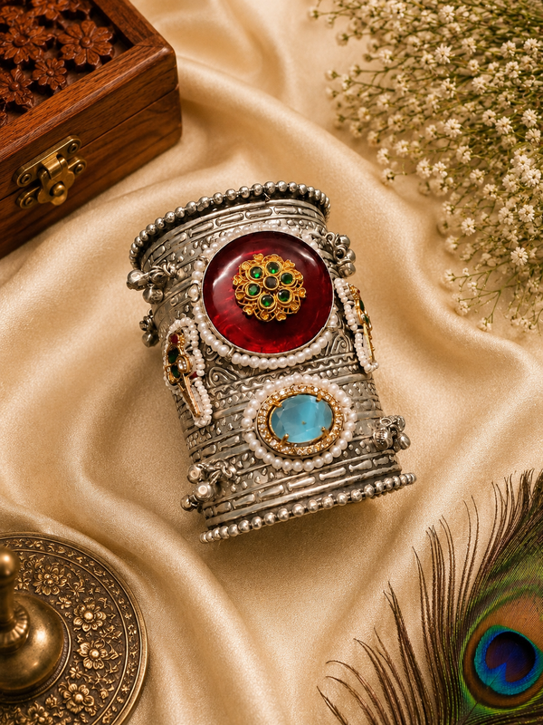 Heritage bird kada