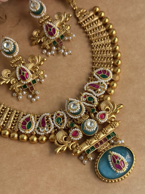 Kundan necklace image 0