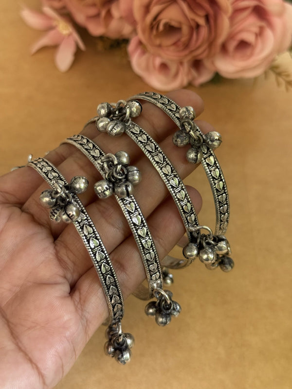 A-GUNGROO BANGLES 4PCS image 0