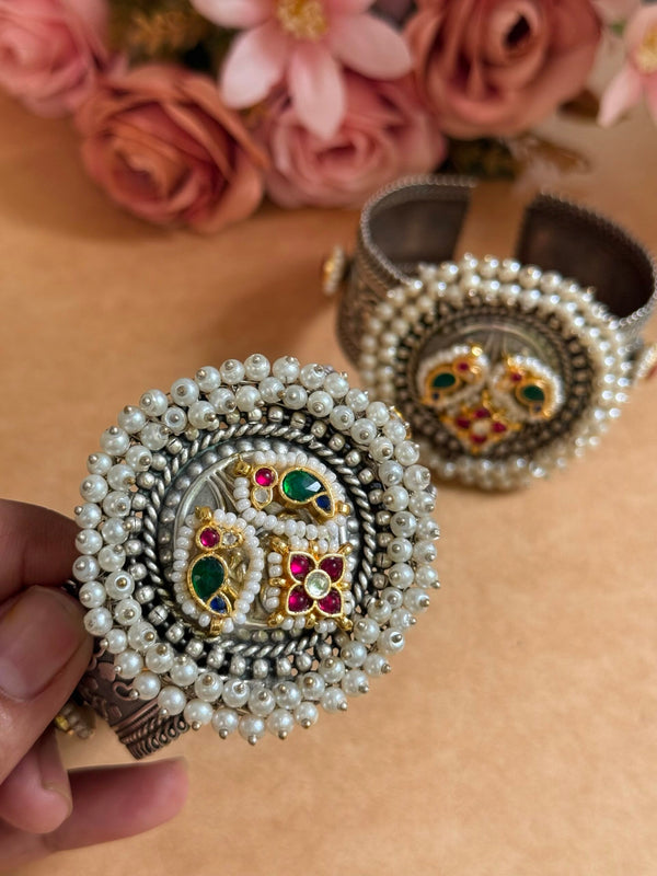 A-adjustable Kundan kada. SINGLE image 0