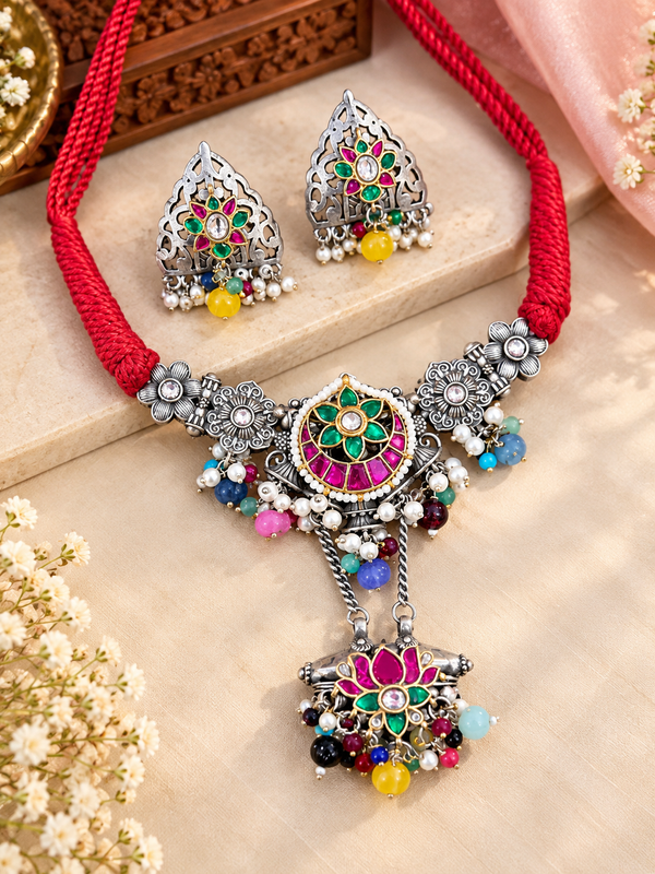 Kamal necklace