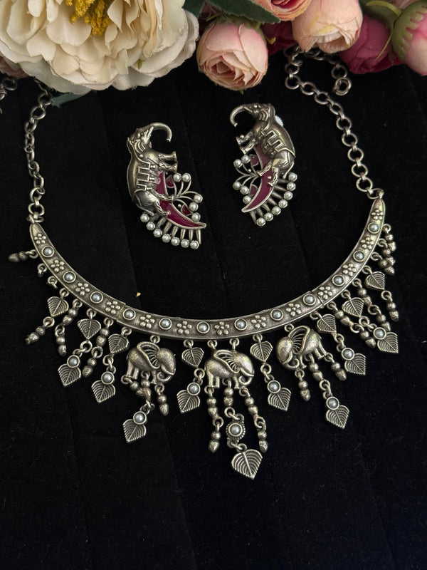 A-elephant necklace image 1