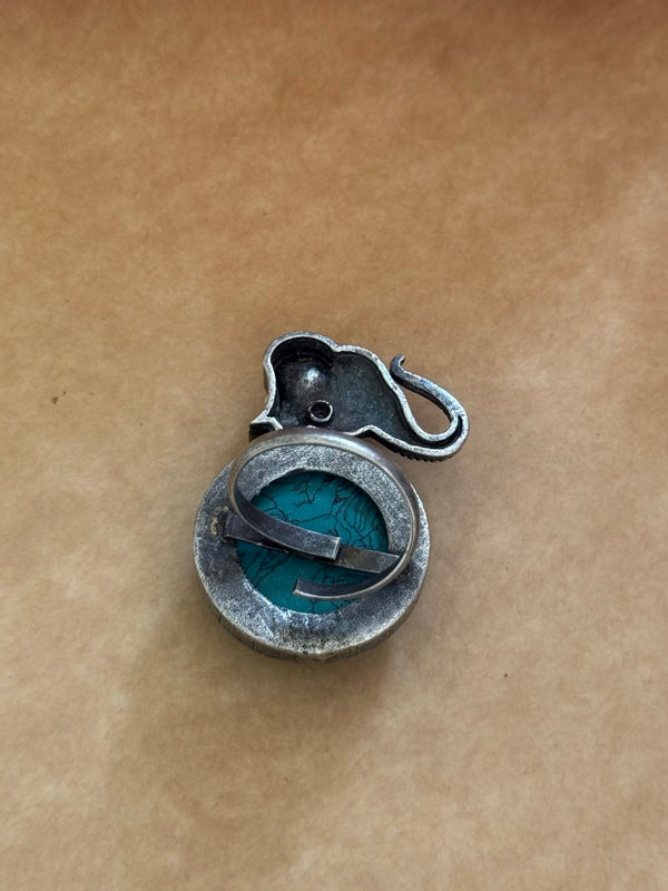 A-BLUE OCEAN HATHI RING image 1
