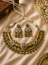 Hir necklace