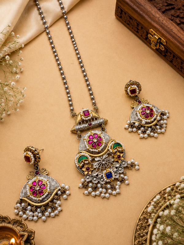 Kiran long necklace