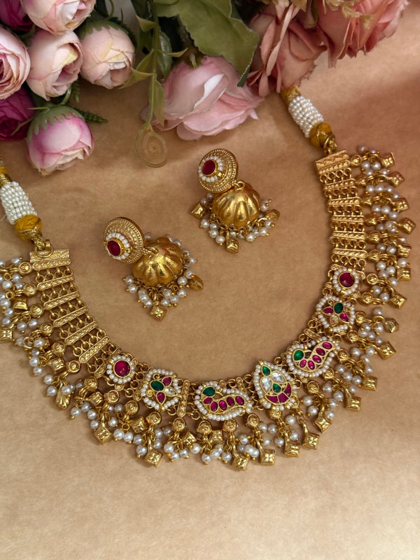 Kundan necklace image 1