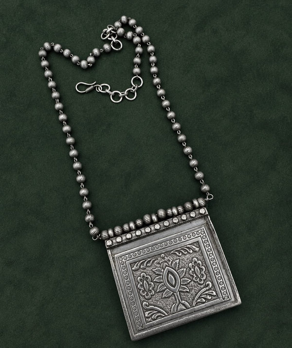 A-long necklace image 0