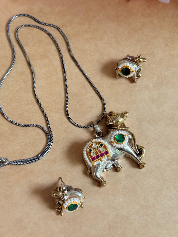 Kundan cow long necklace image 3
