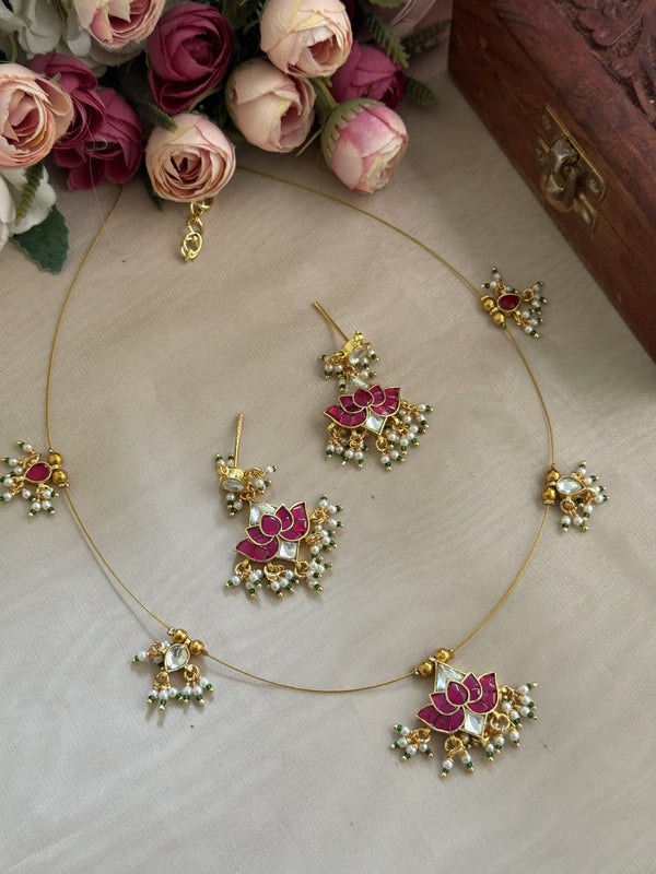 A-invisible necklace image 0