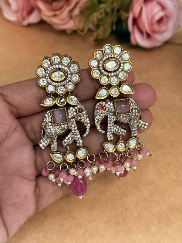 Statement earrings image 0