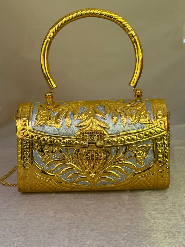 A-Premium quality, dual tone purse image 0