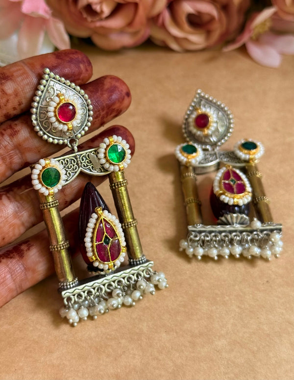 Kundan earrings image 0