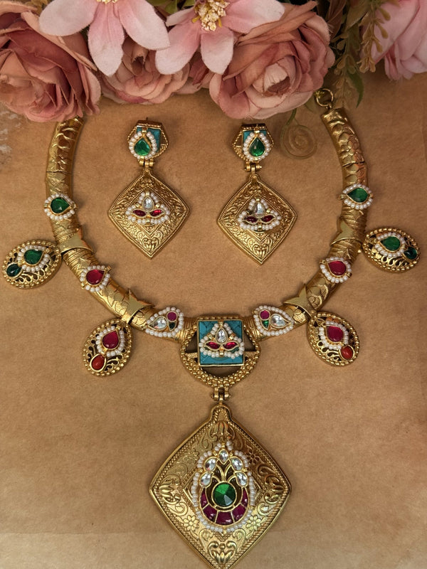 Kundan necklace image 0