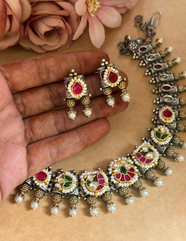 KASTURI KUNDAN NECKLACE image 0