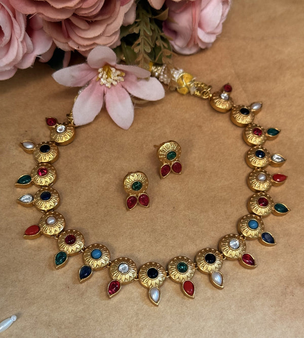 choker image 0