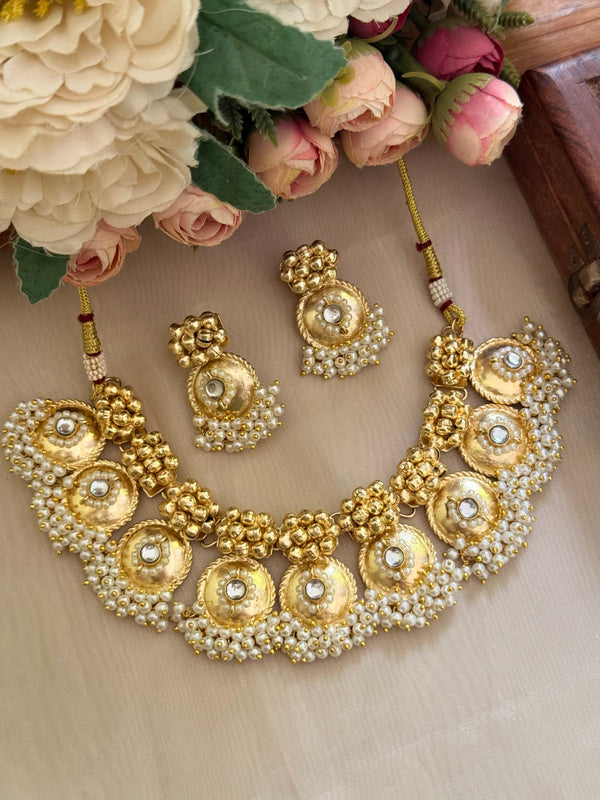 A-Kundan necklace image 0