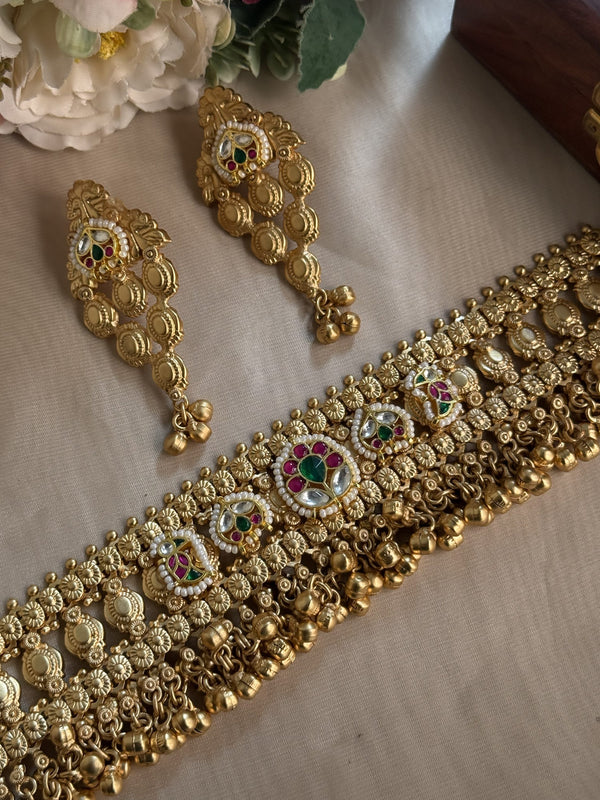 Kundan Ghungroo choker image 0