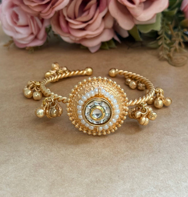 A-adjustable Ghungroo bangles image 0