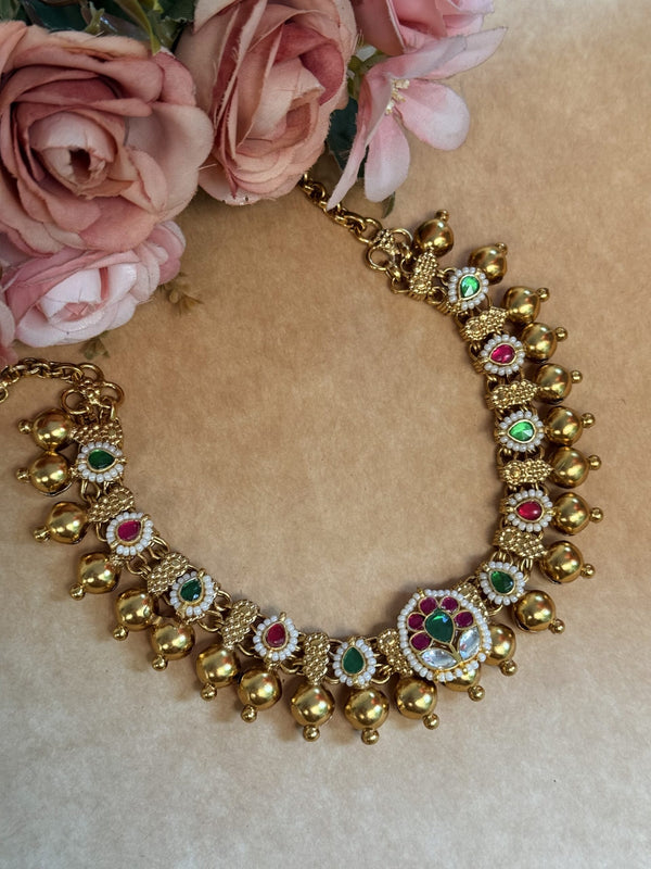Kolhapuri gold pachi Kundan choker image 1