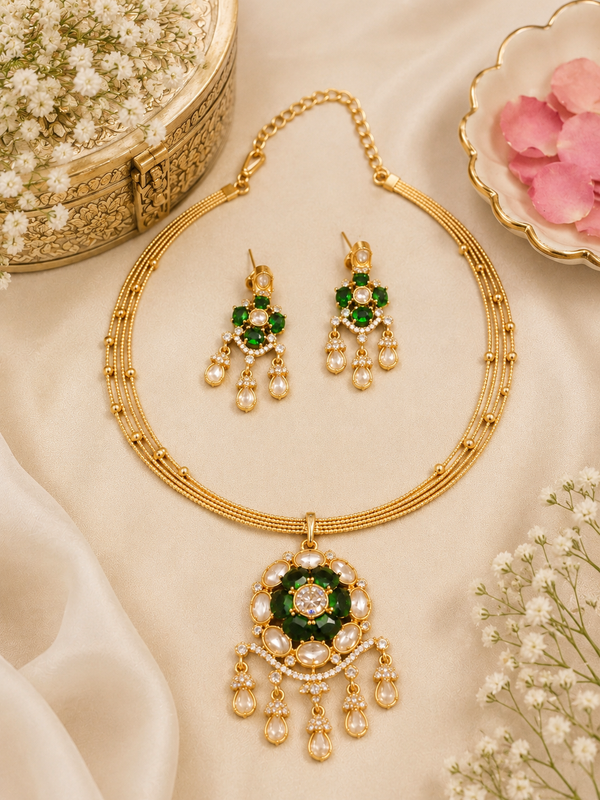 Statement necklace