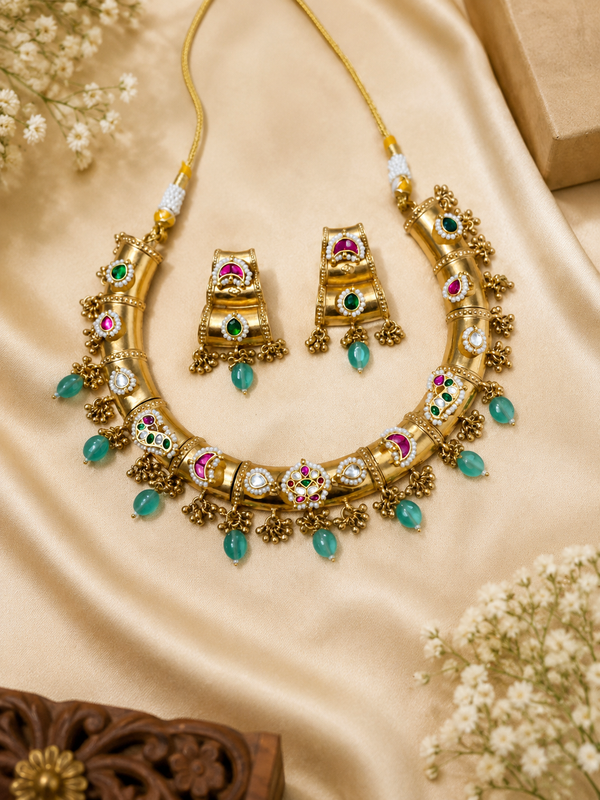 Haya necklace