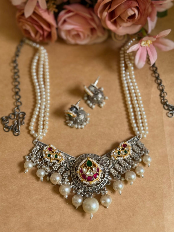 pachi Kundan necklace image 2