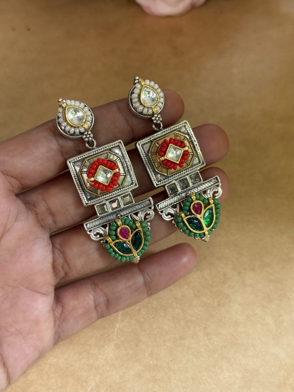 Kundan earrings image 0