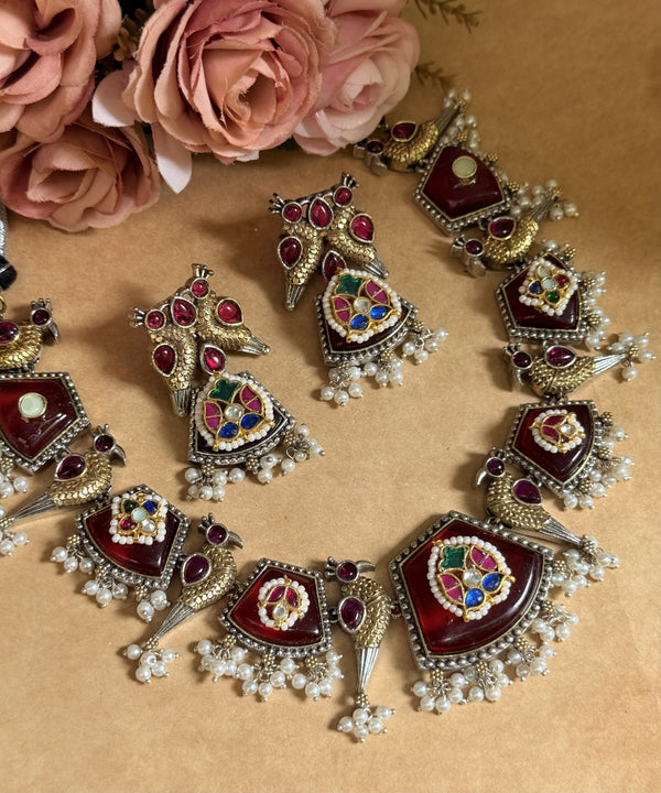 GEMSTONE PEARL KUNDAN NECKLACE image 1
