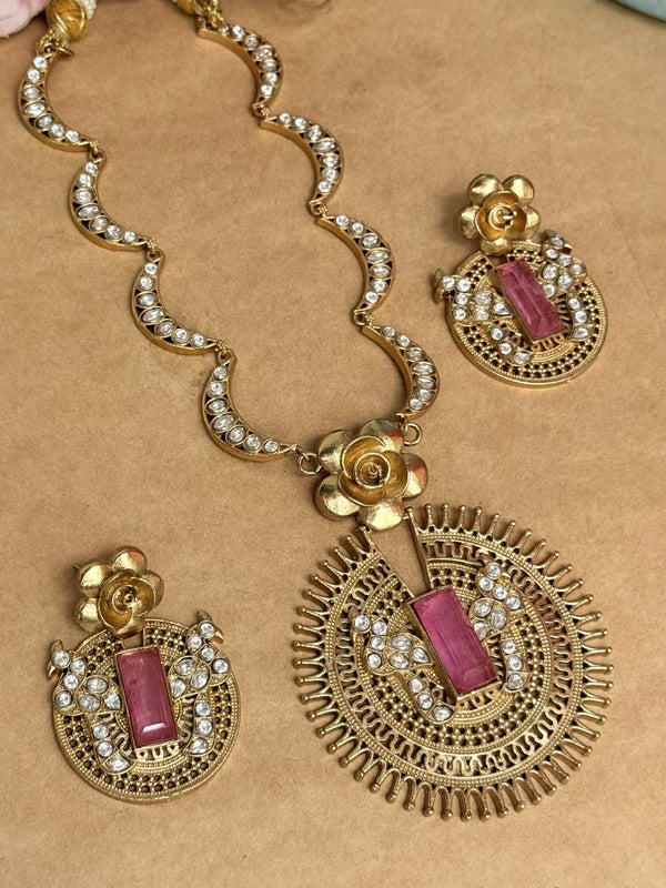 long necklace image 1