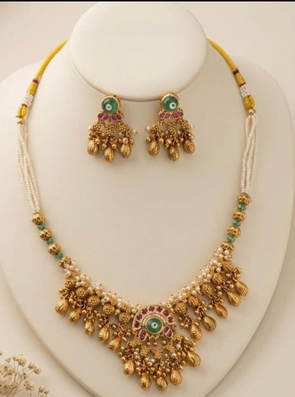 A-necklace image 0