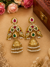 Kundan jhumka