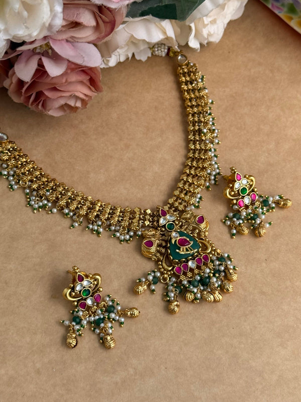 Pachi Kundan necklace image 1
