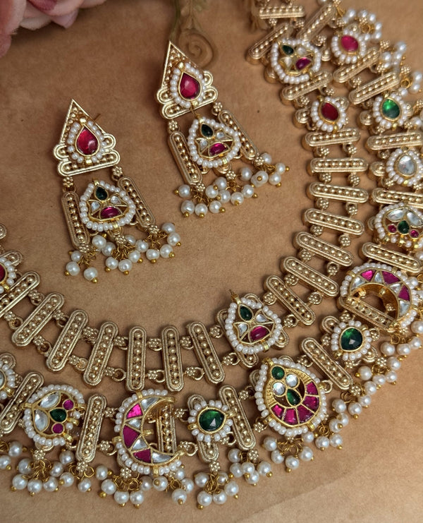 layer fusion Kundan necklace image 0