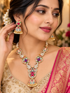Statement necklace