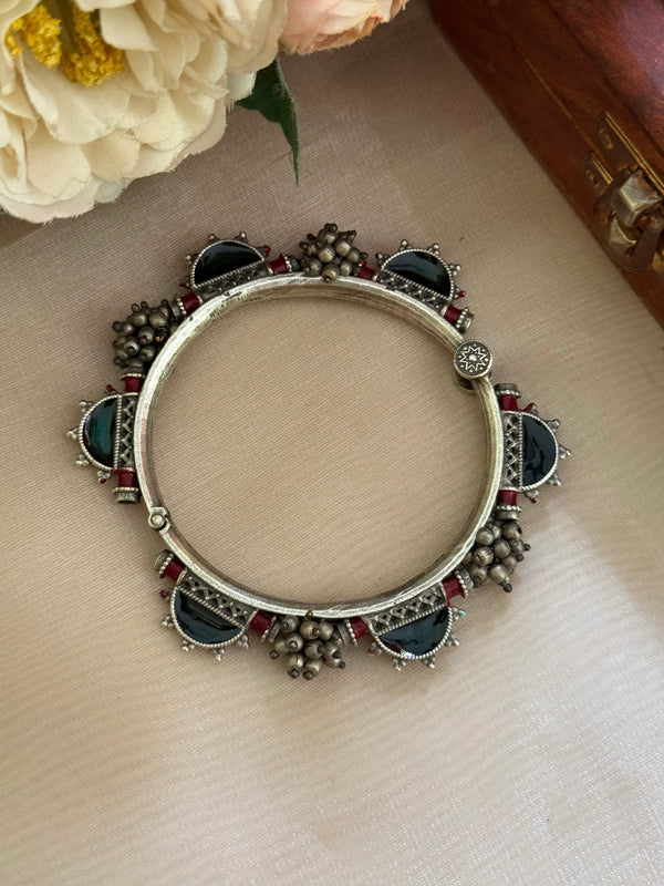 A-handmade kada image 0