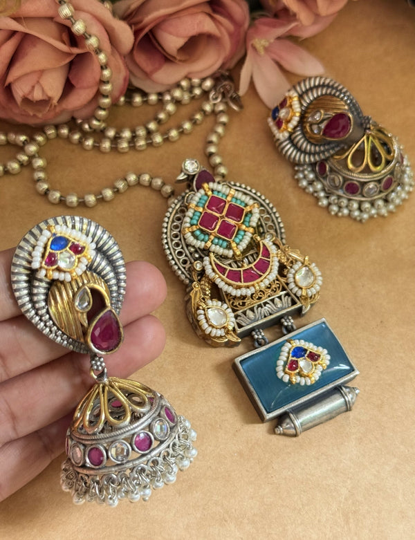 Kundan long necklace image 0