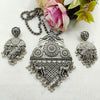 HARAN LONG NECKLACE image 0