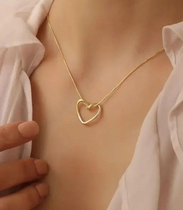 A-Gold Star Engraved Pendant NecklaceMinimalist Charm for Everyday Elegance image 0