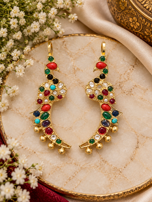 Peacock ear, cuff