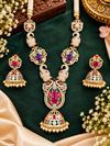 Statement necklace