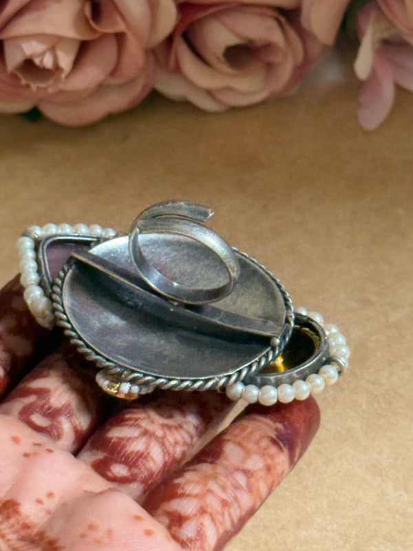 A-adjustable Kundan ring image 2