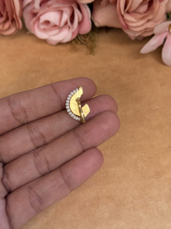 Nose pin image 1